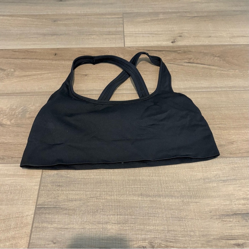 Athleta ribbed Strappy‎ back sports bra black size medium